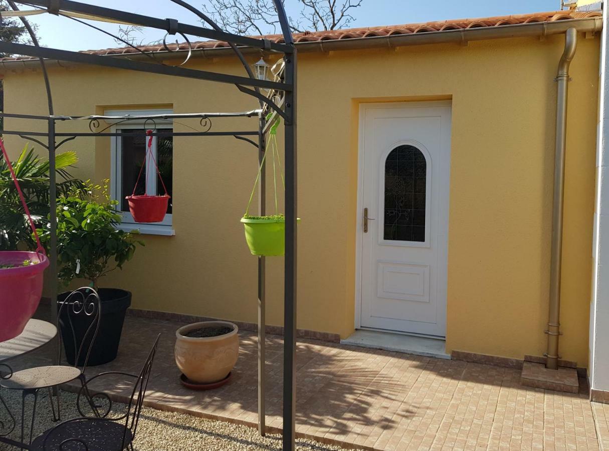 19 Rue Du Cadran Lejlighed Montmorillon Eksteriør billede